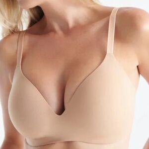 Knix Wingwoman Contour Bra Sz 8 in Warm Sand